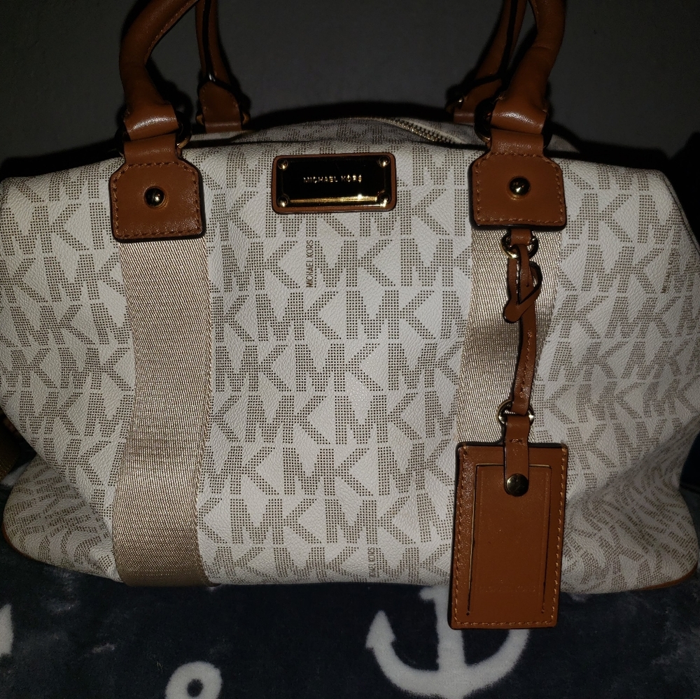 Michael Kors Weekend Travel Bag